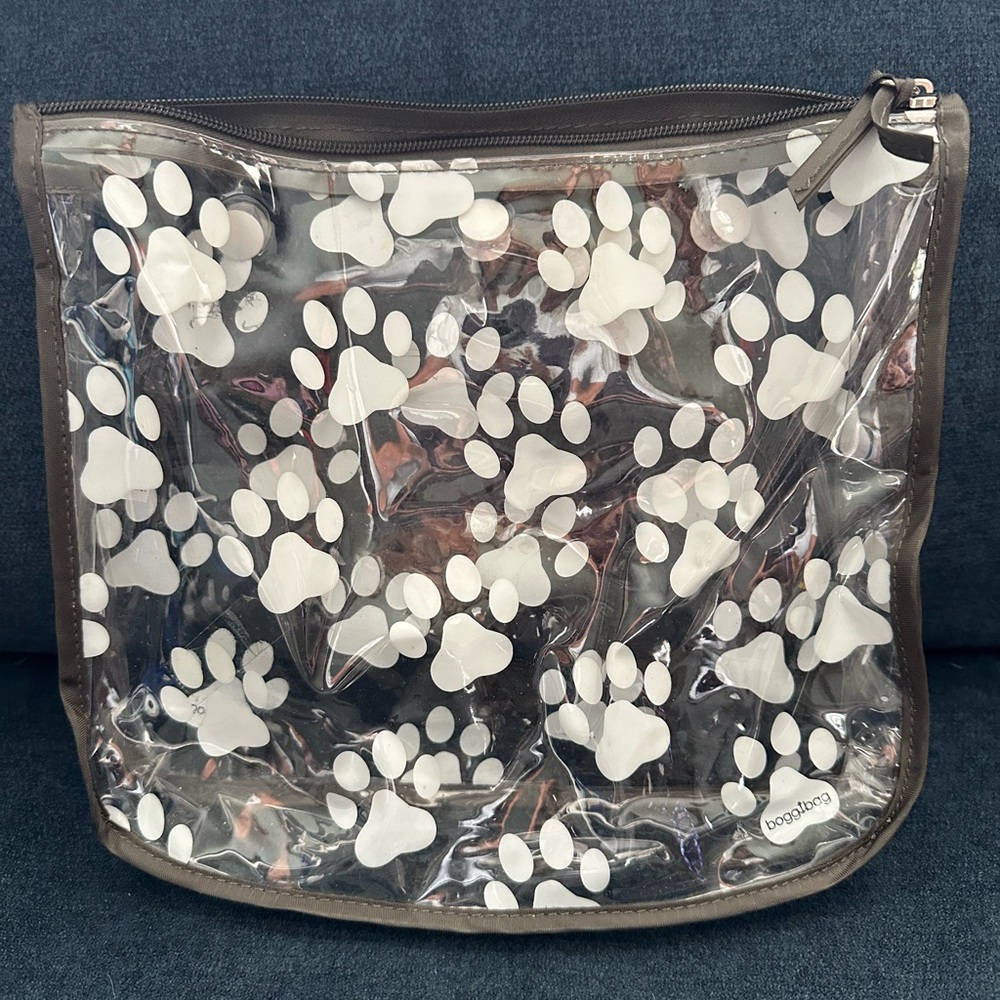 Bogg Bag Clear Paw Print Accessory comes with the three plastic bits to adhere